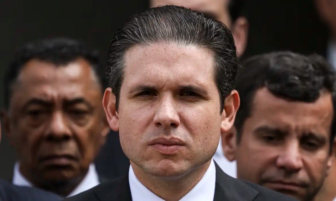 Câmara decide adiar debate sobre urgência do PL da Anistia