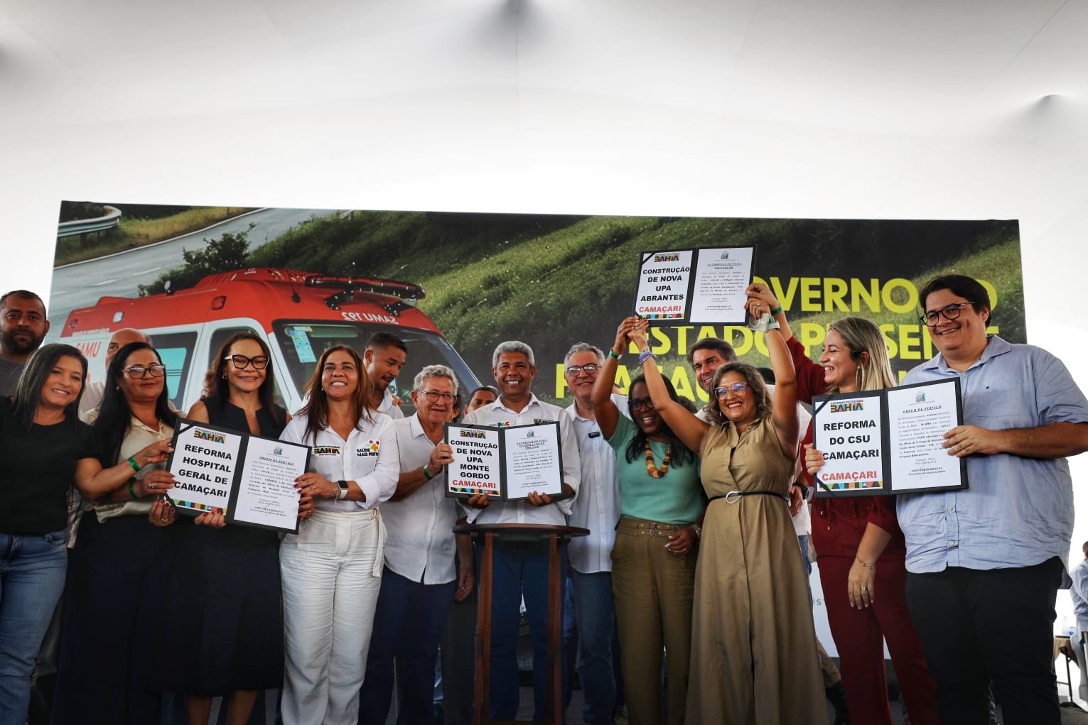 Jerônimo anuncia R$ 245 milhões em investimentos na Bahiafarma e expansão da rede de saúde de Camaçari