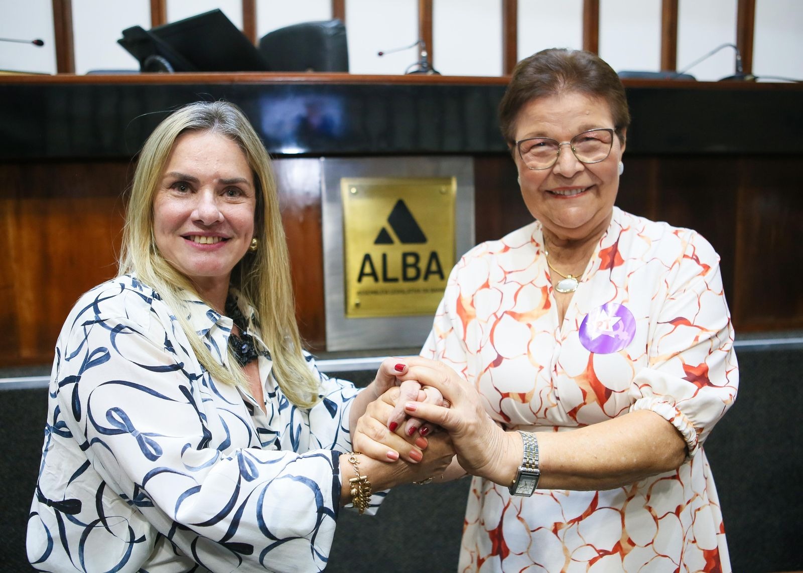 Presidente Ivana Bastos comemora eleição de Fátima Nunes para 1ª vice-presidência da Assembleia