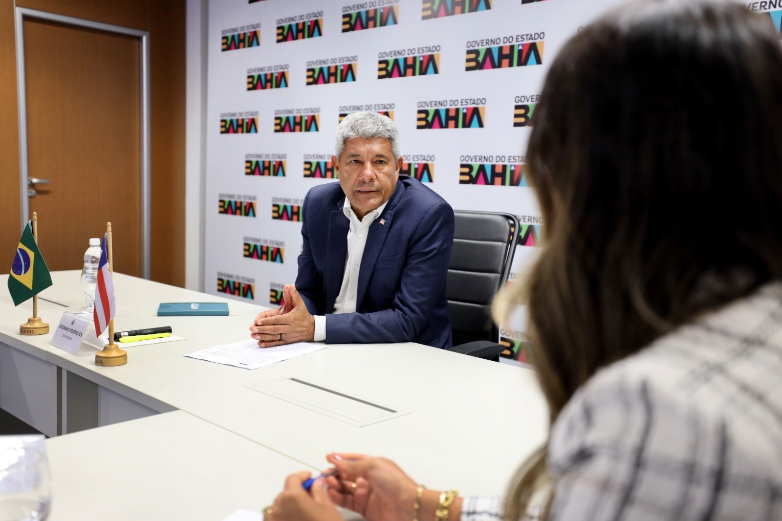 Jerônimo Rodrigues recebe prefeita de Itatim e anuncia novos investimentos para o município