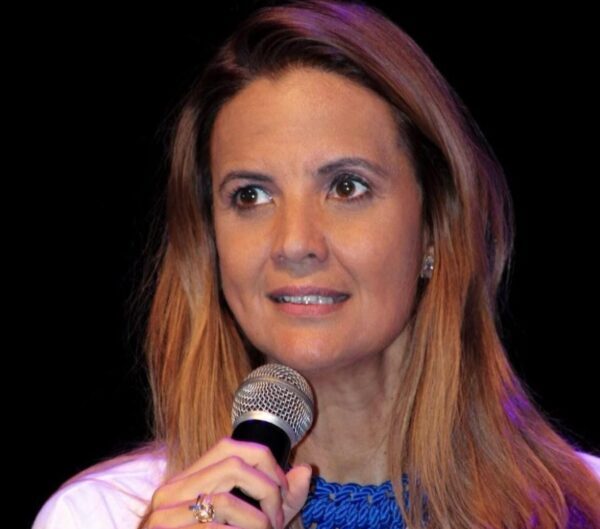 Prefeito Bruno Reis anuncia Duda Lomanto como nova secretária do Mar