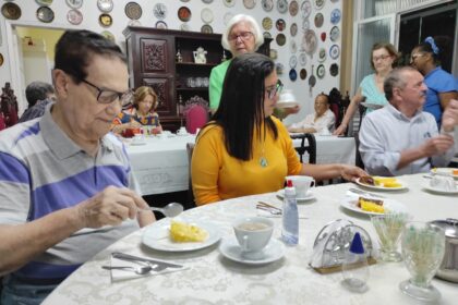 Vice-prefeita Ana Paula Matos destaca legado de paz e caridade de Divaldo Franco