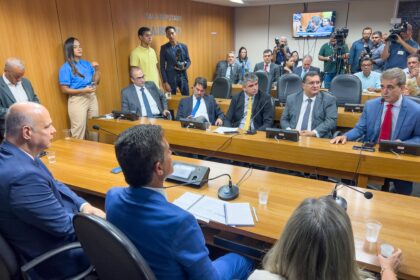 Hassan cobra conclusão de obra da Fiol no trecho de Caetité a Ilhéus