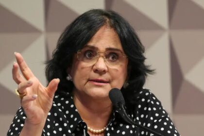 Damares tenta na Justiça impedir posse de novo ministro da Previdência