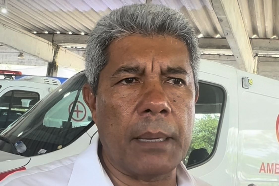 Após sugerir que bolsonaristas fossem levados para “vala”, Jerônimo pede desculpas e diz que fala foi tirada de contexto
