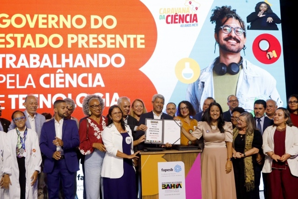 Ministério da Ciência e governo baiano vão investir R$ 67,3 milhões para fortalecer educação científica nas escolas