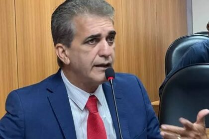 “Salvador virou exemplo de fracasso do União Brasil”, dispara Robinson Almeida