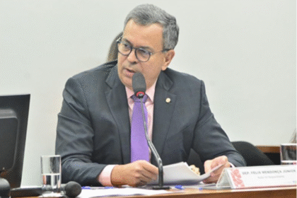 Operação quebra sigilo de deputado federal e afasta prefeitos suspeitos de desviar emendas