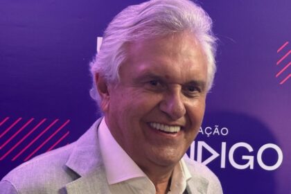 Ronaldo Caiado celebra resultado em pesquisa de intenção de votos e destaca gestão em Goiás