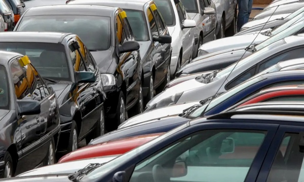 Medida do Governo Federal pode reduzir preço de carro popular no Brasil