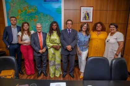 Deputada Rogéria conquista inclusão das trancistas na CBO após solicitação ao Ministro do Trabalho