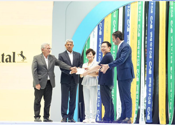 Caetano celebra inauguração da BYD e novo ciclo de desenvolvimento em Camaçari