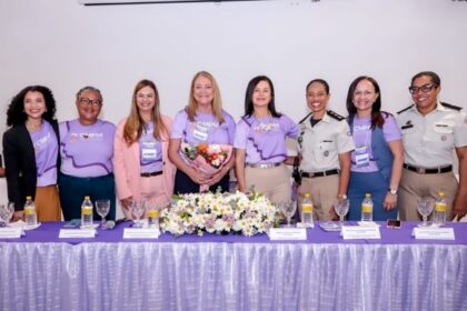 Fabíola Mansur participa de Conferência em Itaparica e reforça compromisso com políticas públicas para mulheres