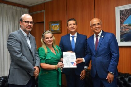 ALBA recebe parecer do TCE sobre as contas do Governo do Estado