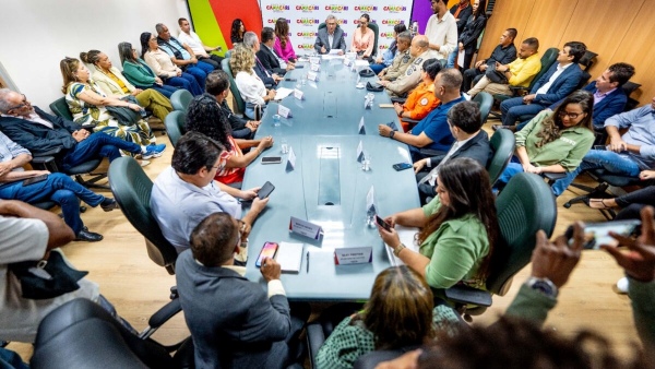 Caetano assina decreto de instalação do GGIM para fortalecer segurança pública de Camaçari