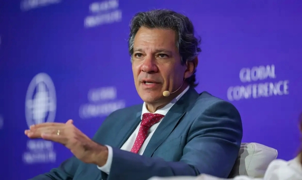 Haddad defende elevar impostos dos super-ricos: ‘redução muito grande’