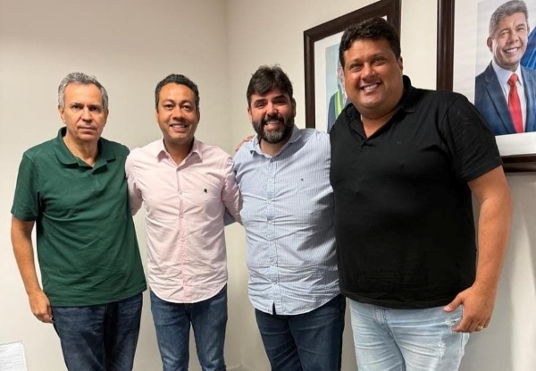 Novo aliado do governo, PDT articula investimentos para cidades do interior