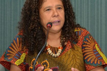 Marta Rodrigues dispara: “Bruno finge equilíbrio, mas questiona STF, ignora tarifaço e ecoa Bolsonaro”