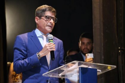 ACM Neto diz que milhões de brasileiros estão “órfãos de representação política”