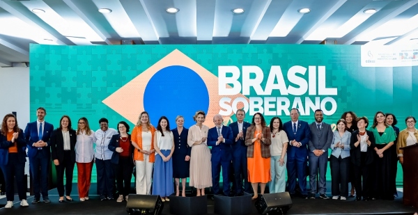 Com Lula, Jerônimo participa de plenária do Conselho de Desenvolvimento Econômico Social Sustentável em Brasília