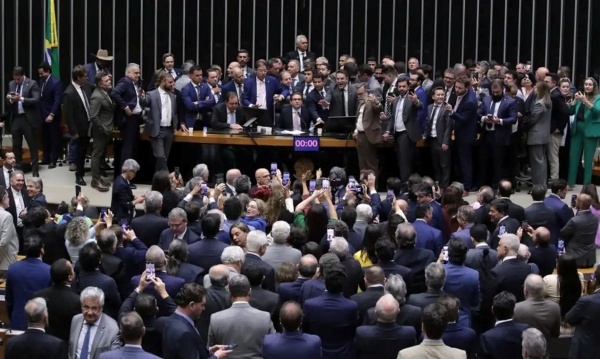 Motta diz que isenção do Imposto de Renda pode ser votada nos próximos dias