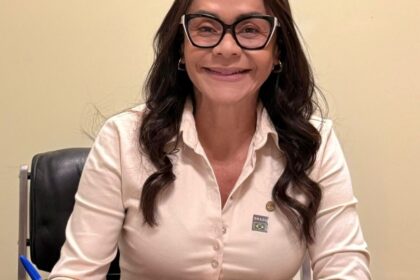 Ivoneide Caetano celebra crescimento na aprovação do presidente Lula na Bahia