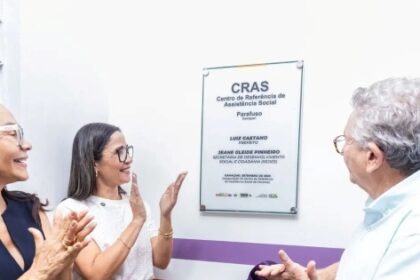 Foram cruéis com o povo de Parafuso’, dispara Caetano ao reabrir CRAS fechado há quase uma década