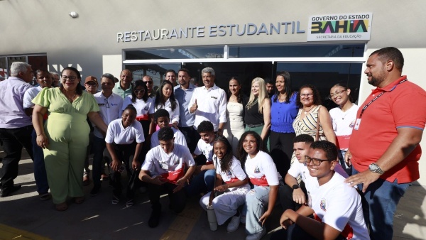 Com escola construída pela Conder em Cardeal da Silva, governador chega a 94 novas unidades