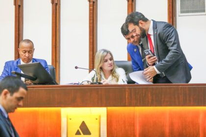 ALBA aprova 19 proposições, entre projetos do Executivo e de autoria dos deputados