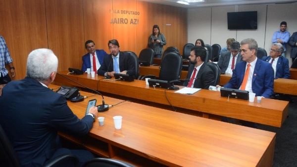 Escassez de voos na Bahia é debatida pela Comissão de Infraestrutura da ALBA