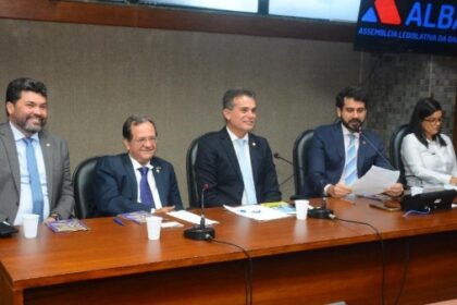 Representantes de 12 vinícolas debatem cadeia produtiva do vinho em audiência pública na ALBA