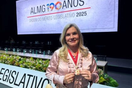 Assembleia de Minas Gerais comemora 190 anos e condecora Ivana Bastos, primeira presidente da ALBA