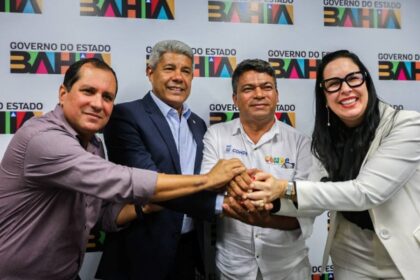 Mais um prefeito do União Brasil acena para Jerônimo e dispara: “Nossa bandeira pode ser vermelha”