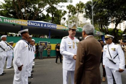 Jerônimo Rodrigues exalta a soberania nacional na comemorações pela Independência da República