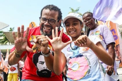 Kleber Rosa celebra condenação de Bolsonaro: "Passo importante para a Democracia!"