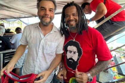 Kleber Rosa participa de ato político na Barra contra a PEC da Blindagem e o PL da Anistia