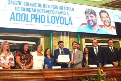 Presidente Ivana Bastos participa de homenagem ao secretário Adolpho Loyola