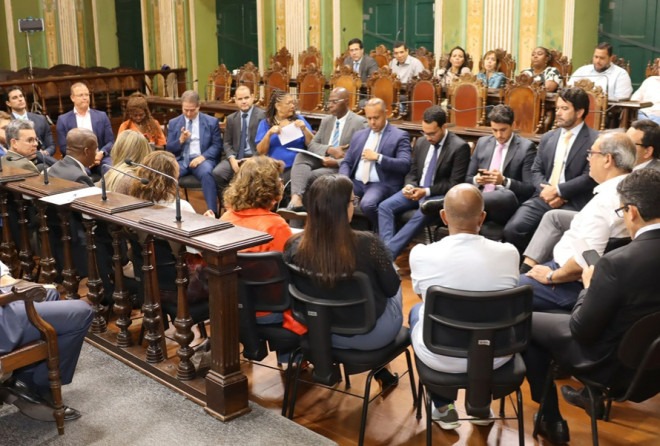 Câmara vota super pauta com projetos do Executivo e dos vereadores nesta quarta