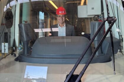 “Sonho do povo de Salvador de andar de trem no Subúrbio está muito perto de ser realizado”, afirma Robinson Almeida