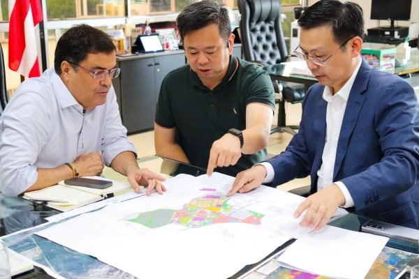 Em reunião na SDE, BYD anuncia plano de expansão na Bahia