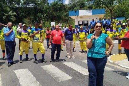 SindilimpBA fortalece categoria da limpeza com assembleia em aterro e transbordo de Salvador