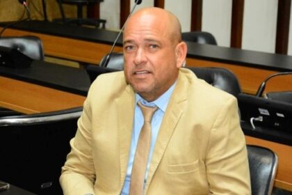 Polícia Federal deflagra operação que tem como alvo o deputado estadual Binho Galinha