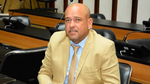 Polícia Federal deflagra operação que tem como alvo o deputado estadual Binho Galinha