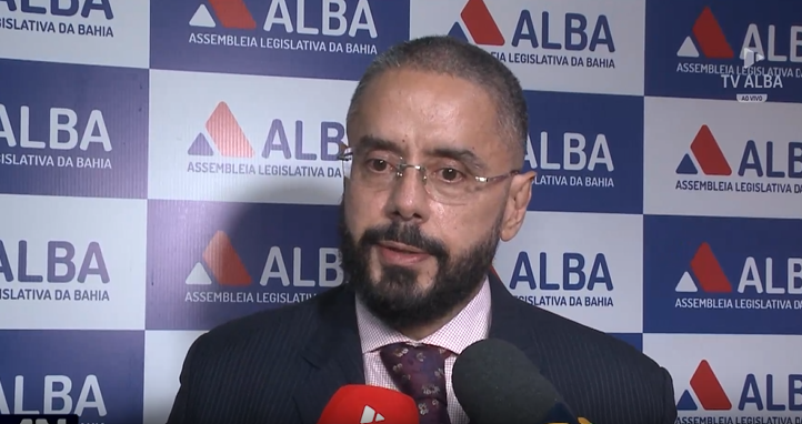 Advogado Gamil Föppel afirma que entrará com recurso para impugnar decisão da Assembleia de manter Binho Galinha preso