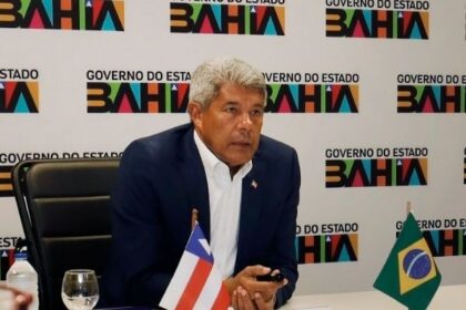 Jerônimo se solidariza com às famílias dos 17 mortos em acidente de ônibus em Caruaru