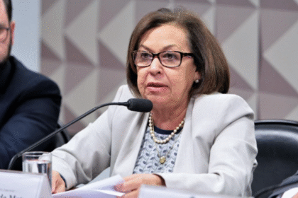 Lídice da Mata se posiciona contra a PEC 32 e alerta para prejuízos da Reforma Administrativa