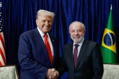 Trump parabeniza Lula pelos 80 anos e diz que negociações com Brasil prosseguem