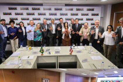 Presidente da ALBA participa de encontro com o governador e a bancada do PSD
