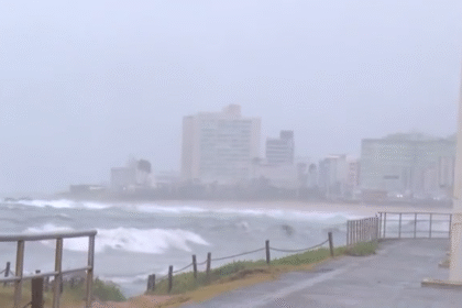 Temporal em Salvador: Codesal aciona sirenes em nove comunidades; chuvas ultrapassam 150 mm em 72 horas