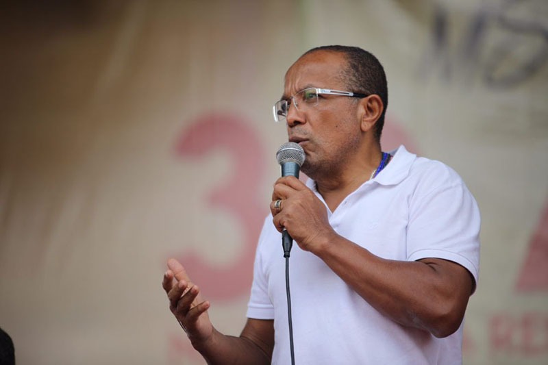 “Não podemos passar pano para racista”, dispara Suíca ao comentar mais um episódio de racismo no futebol